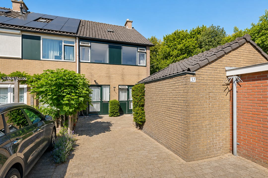 Photo 1 of Hendrik Vinkhof 37