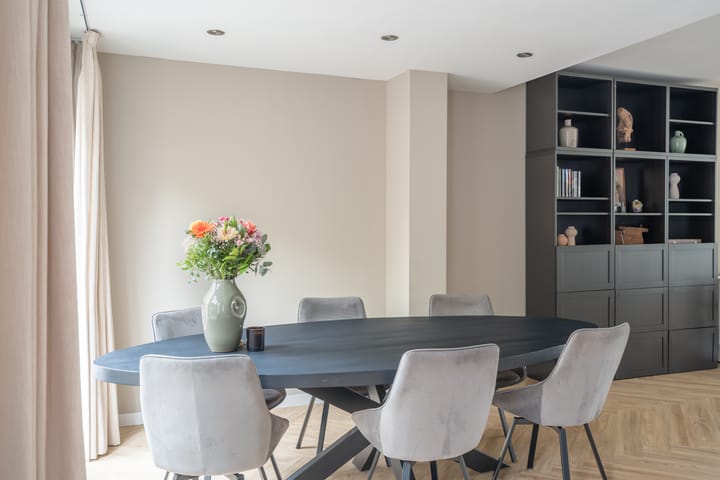 Tussenwoning te koop: Burg. Allardstraat 21, Geertruidenberg