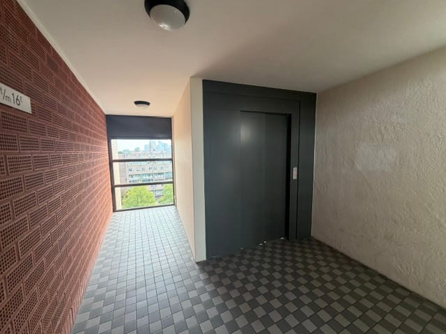Foto 16 van Noord West Buitensingel 16-B