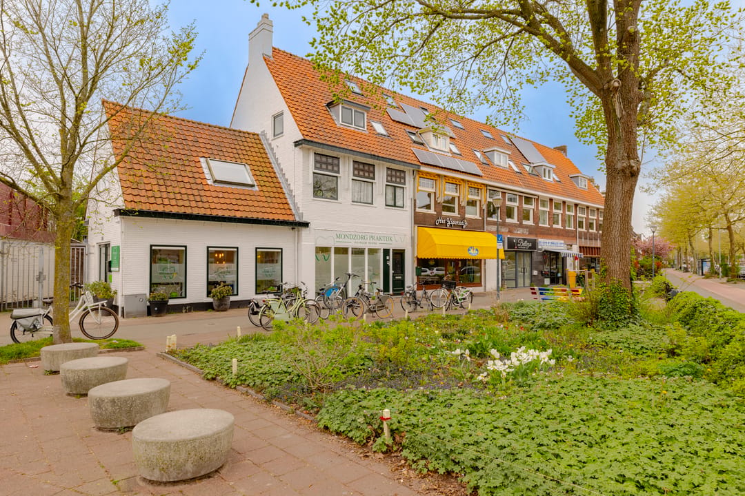 Photo 37 of Zwaluwstraat 46