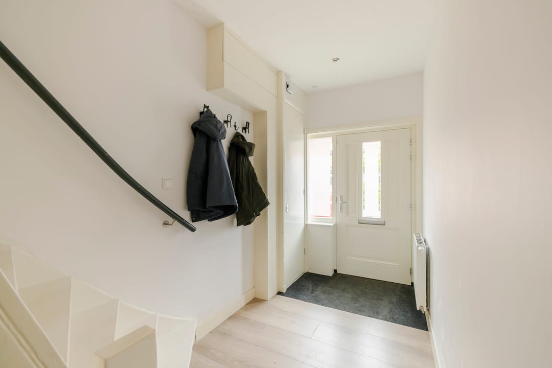 Photo 7 of Zwaluwstraat 46