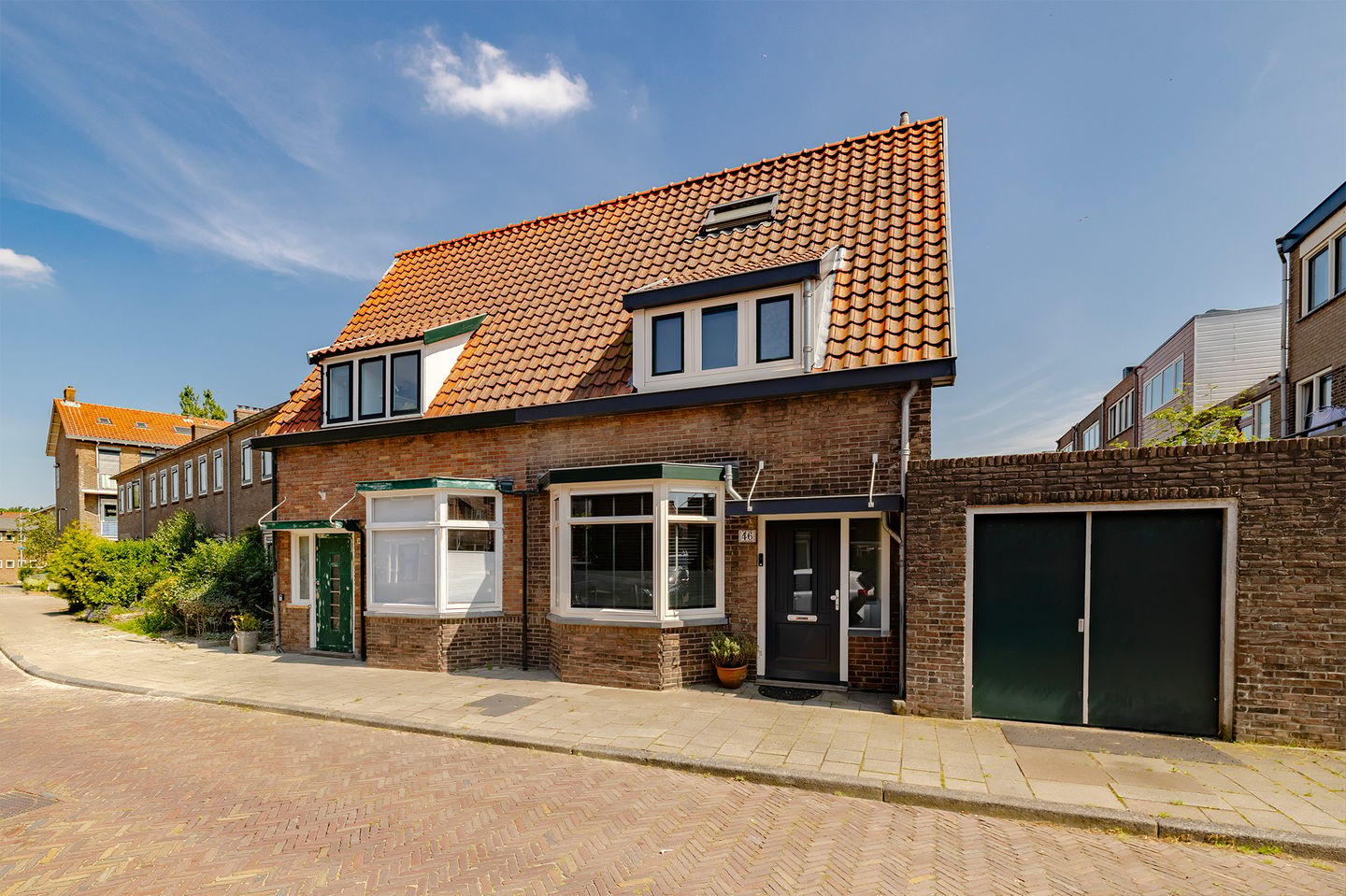 Photo 1 of Zwaluwstraat 46