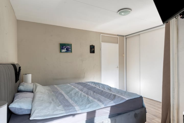 Tussenwoning te koop: Hunenveldlaan 64, Oldenzaal