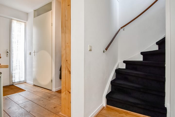 Tussenwoning te koop: Operatie Mannahof 7, Nootdorp