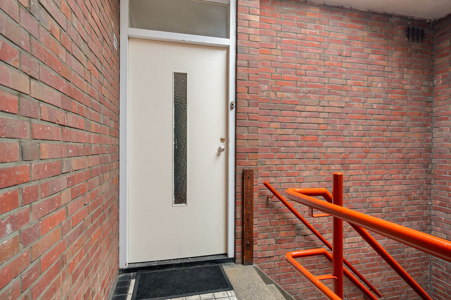 Foto 10 van Albardastraat 82
