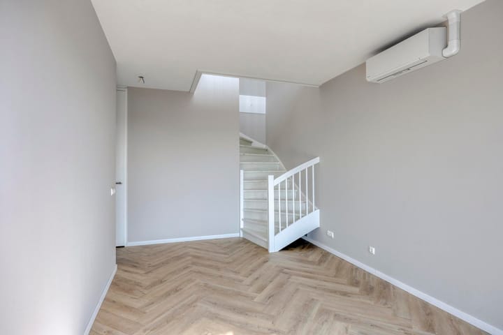 Appartement te koop: Niemeyerstraat 281, Hoofddorp