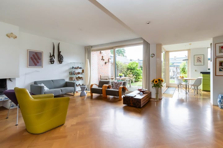 Tussenwoning te koop: Zuidsingel 57, Kortenhoef