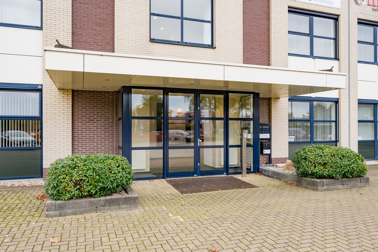View photo 3 of Van 't Hoffstraat 26