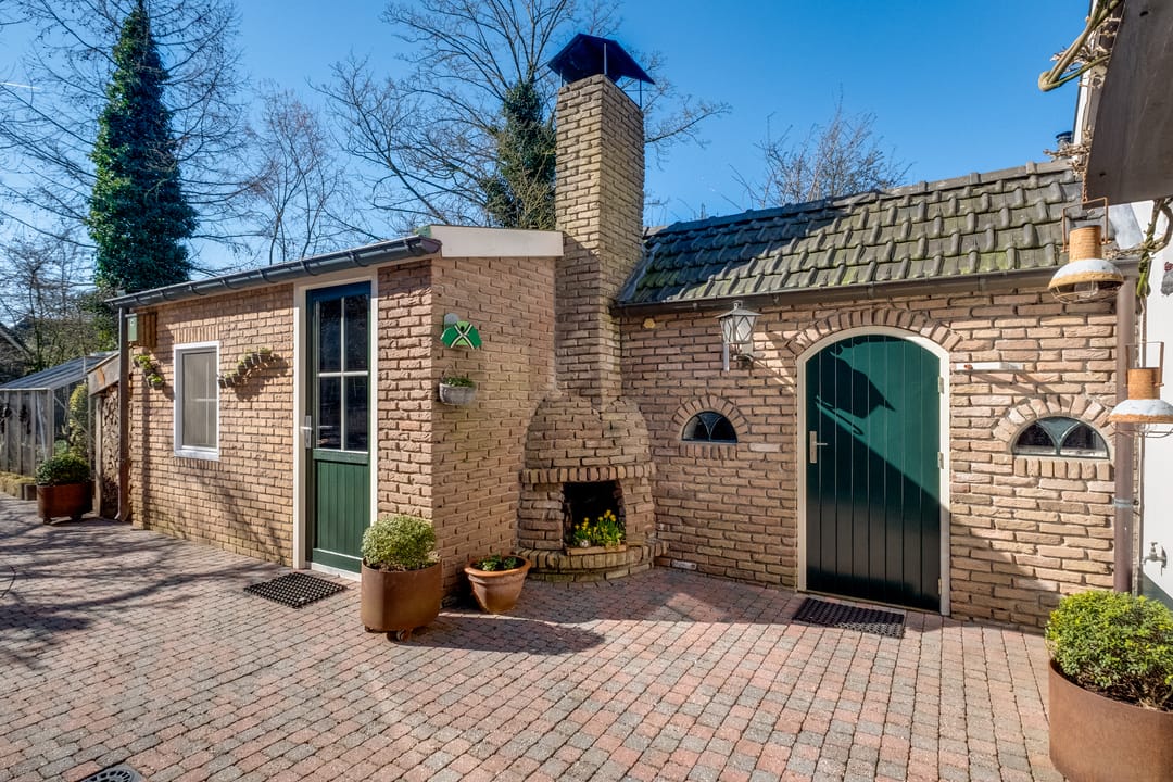 Photo 28 of Ruurloseweg 15