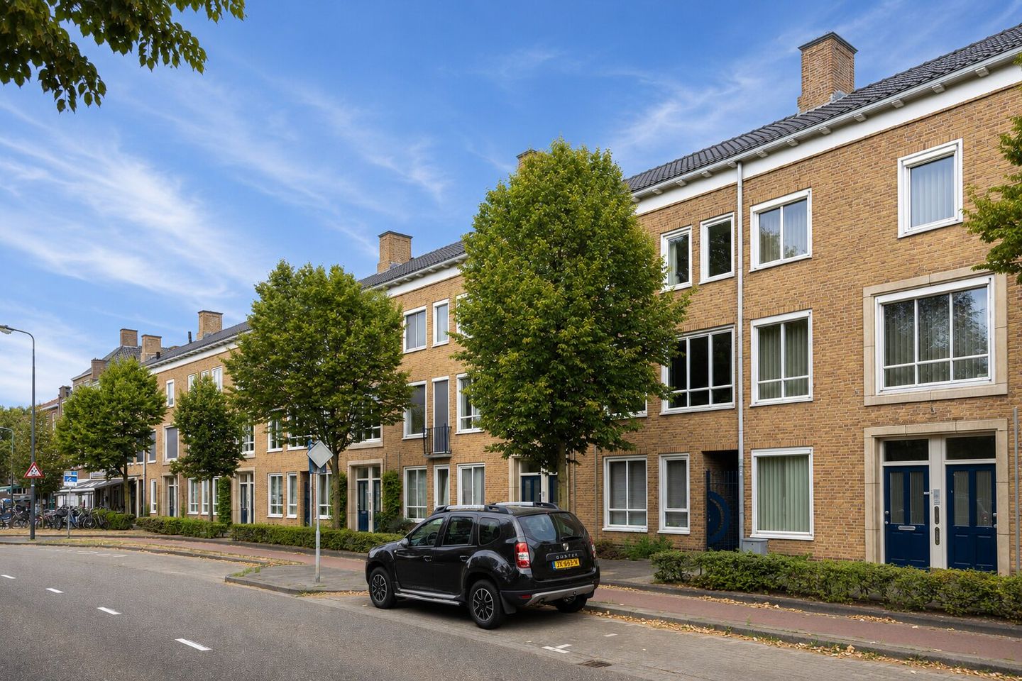Foto 1 van Mgr. Diepenstraat 15