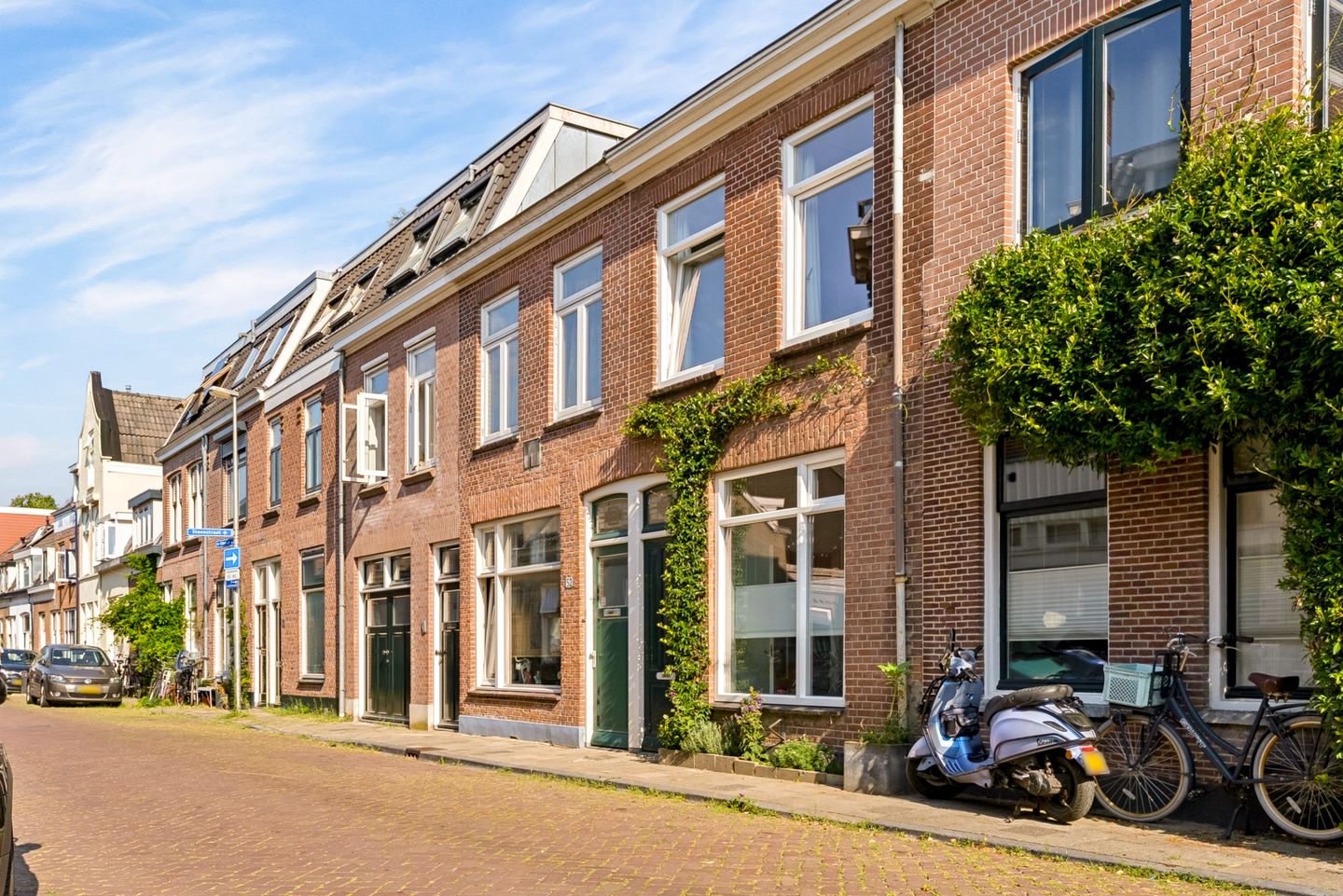 Photo 40 of Gildstraat 54