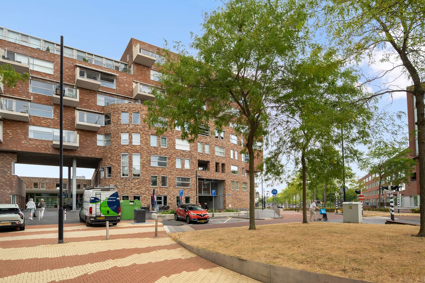 Foto 5 van Middeldijkerplein 72