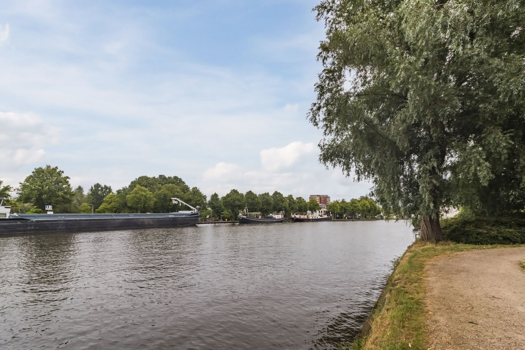 Photo 42 of Mauritsstraat 26