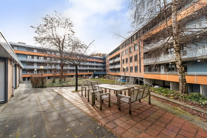 Appartement te koop: Langgewenst 129, Hilversum