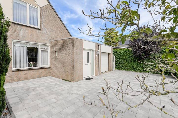 Hoekwoning te koop: Kalverenblok 2, Breda