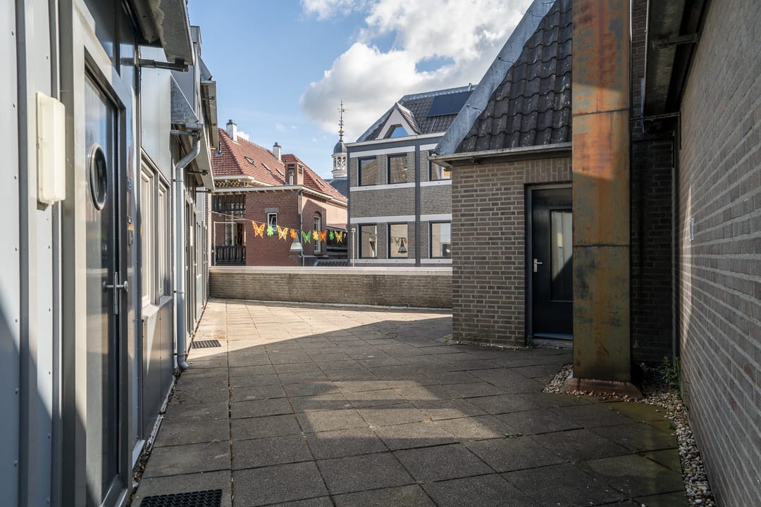 Photo 11 of Raadhuisstraat 22