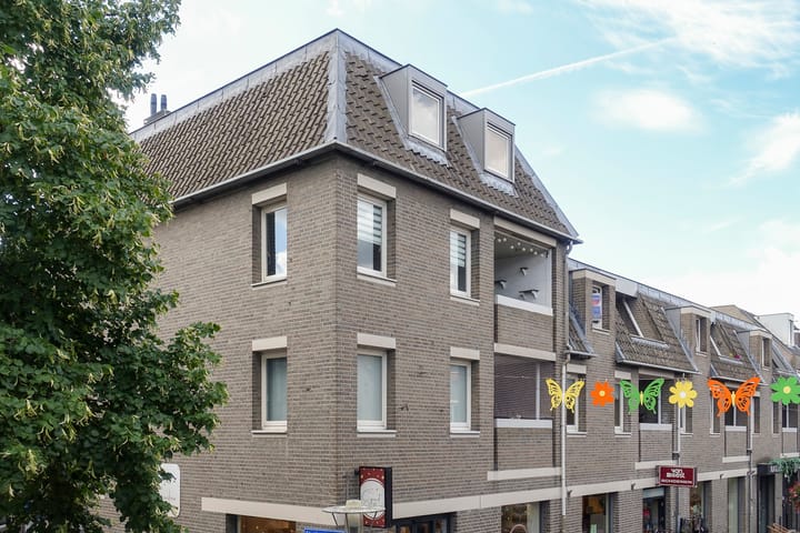 Photo 3 of Raadhuisstraat 22