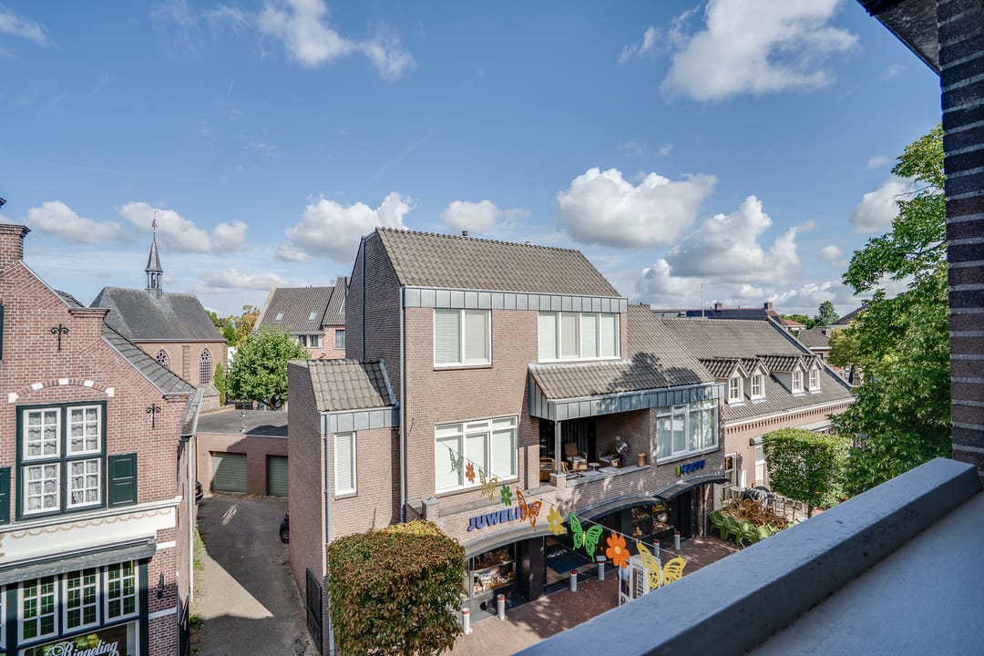 Photo 23 of Raadhuisstraat 22