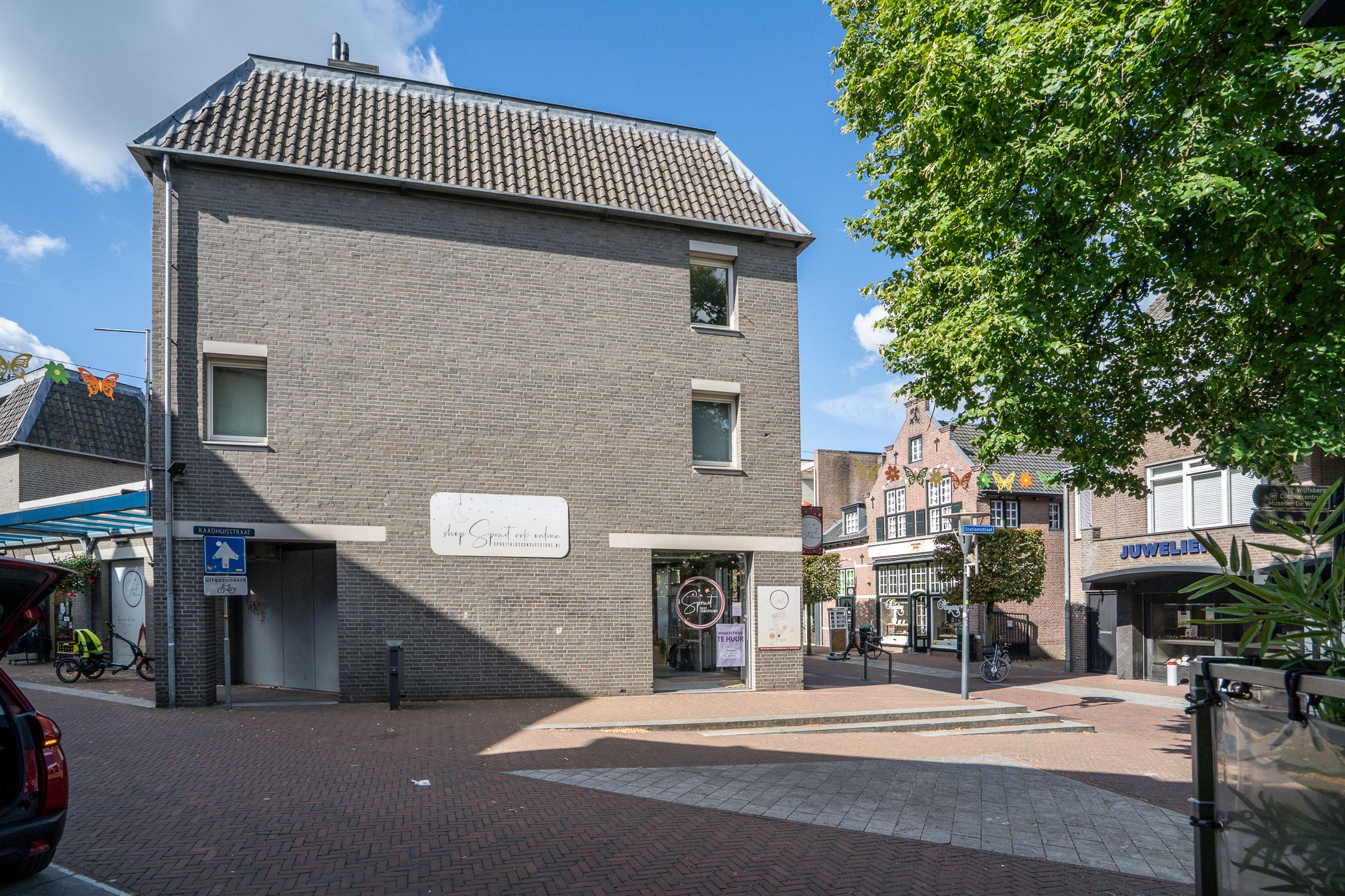 Photo 6 of Raadhuisstraat 22