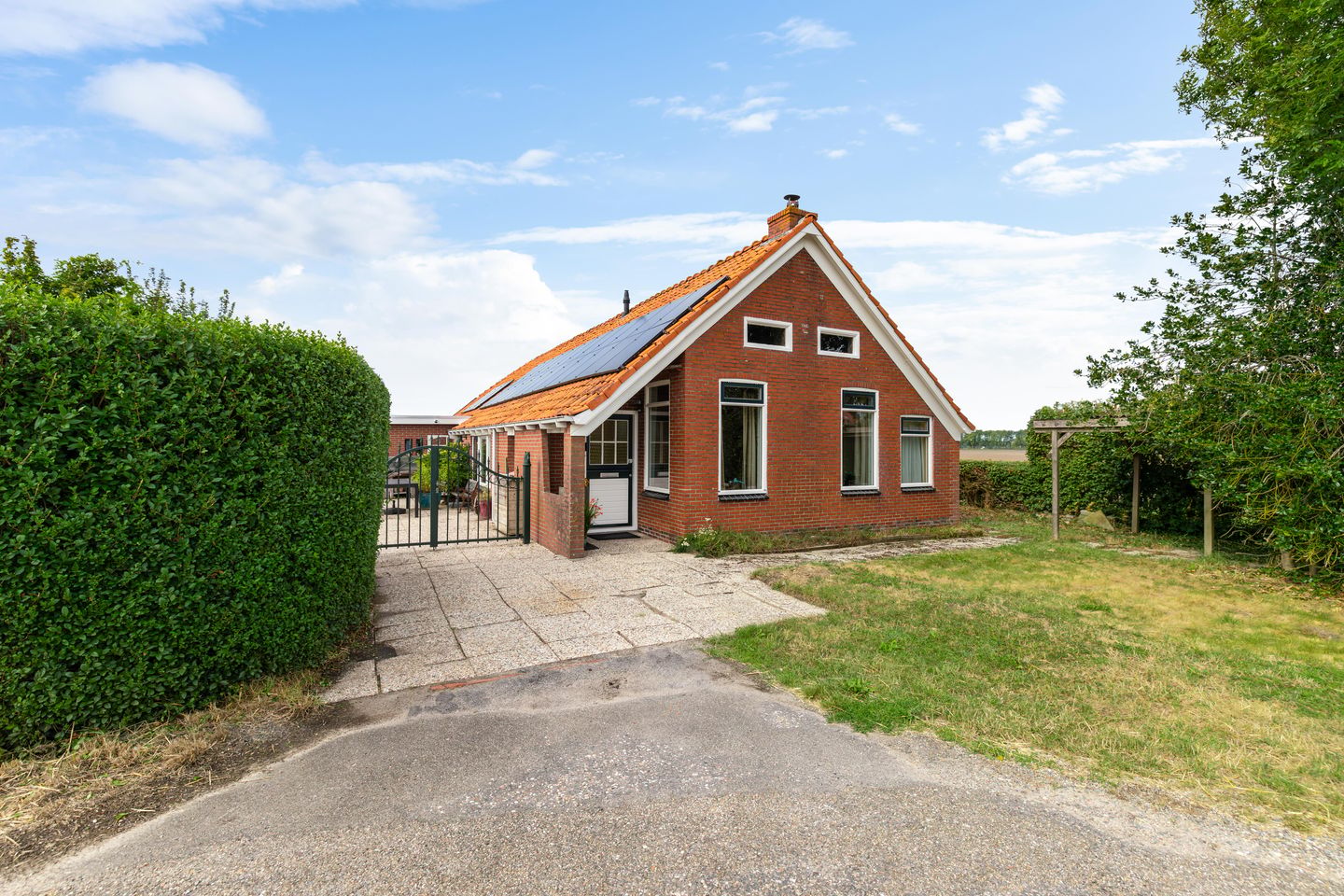 Photo 79 of Binnen A.E. 10