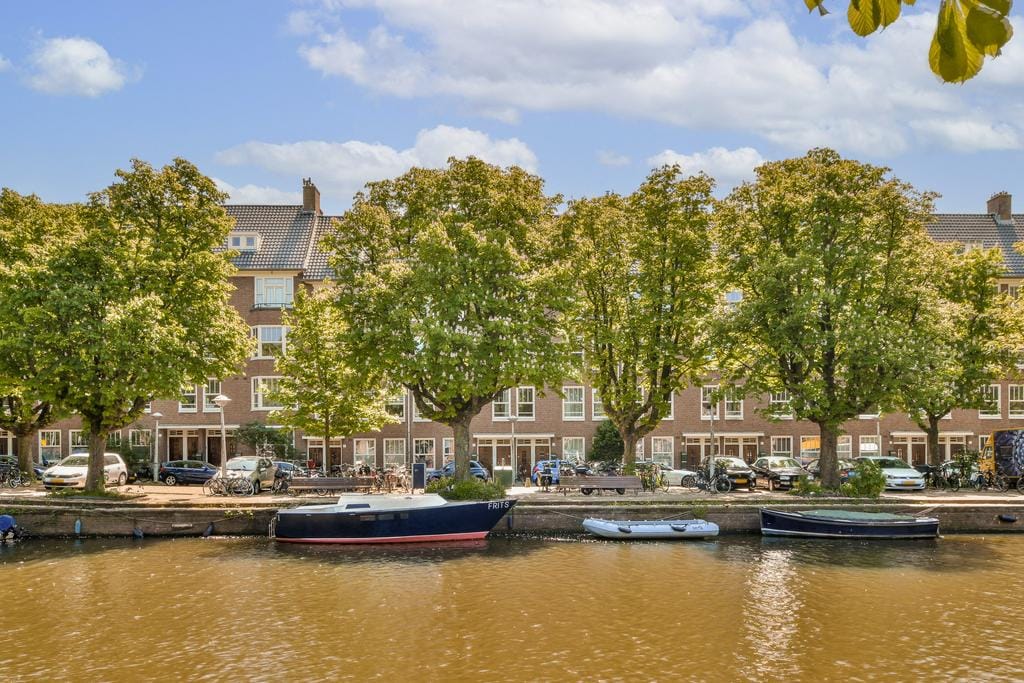 Photo 35 of Bloys van Treslongstraat 48-1