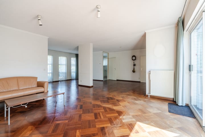 Tussenwoning te koop: Heidezoom 22, Geldrop