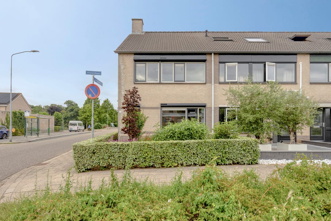 Photo 38 of Vlielandlaan 93