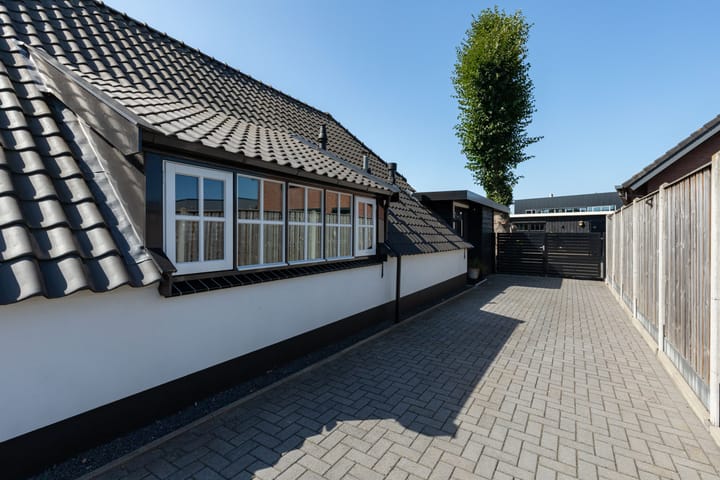 Photo 4 of Voorthuizerstraat 132
