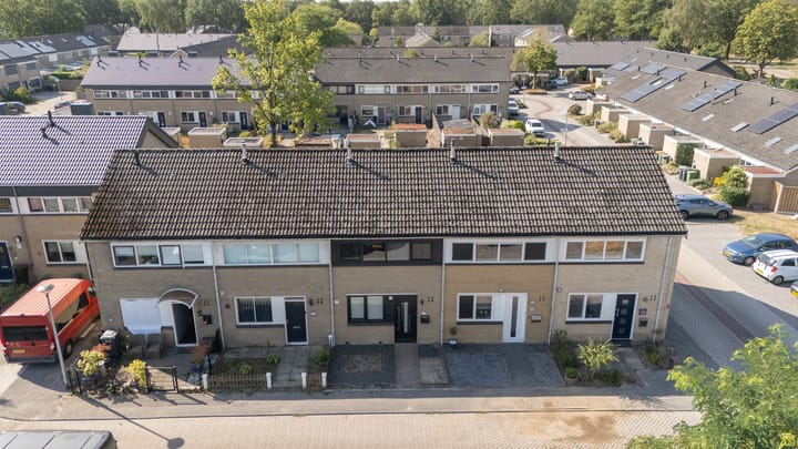 Tussenwoning te koop: Hesselterbrink 71, Emmen