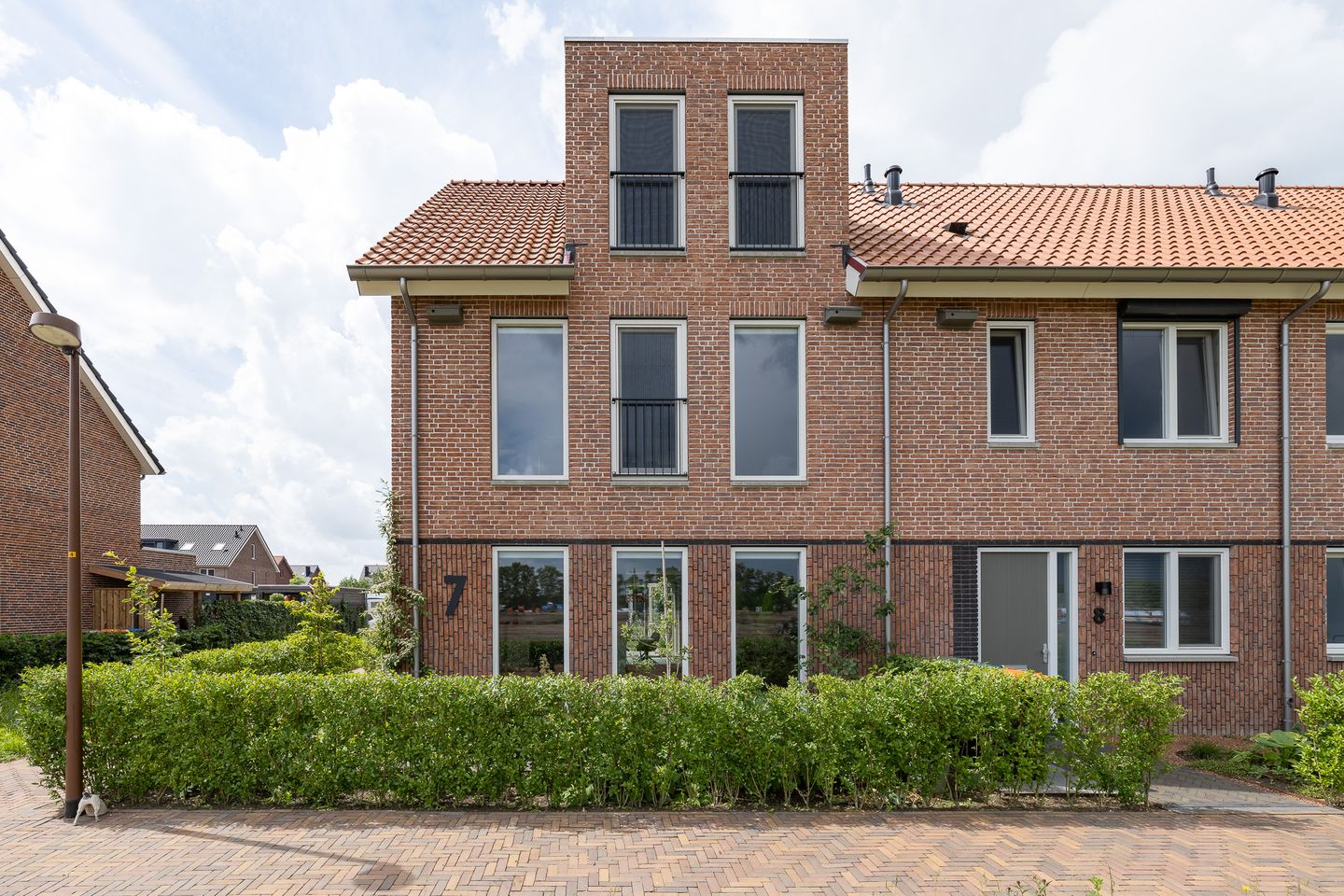 Foto 49 van J. van den Broekstraat 7