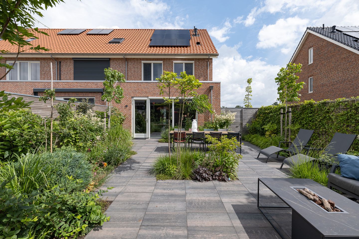 Foto 40 van J. van den Broekstraat 7