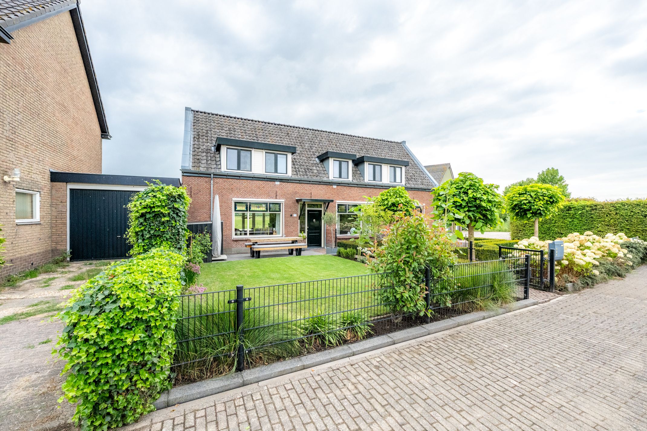 Photo 30 of Herenstraat 135