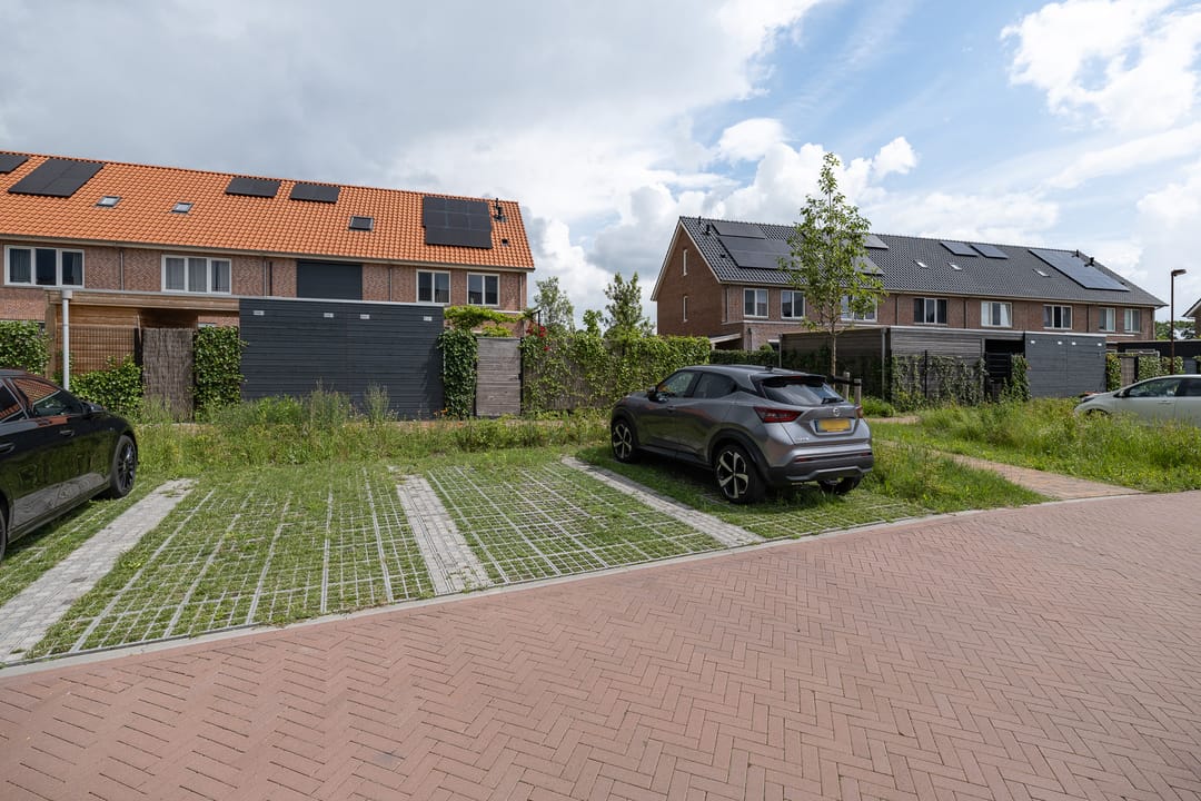Foto 43 van J. van den Broekstraat 7