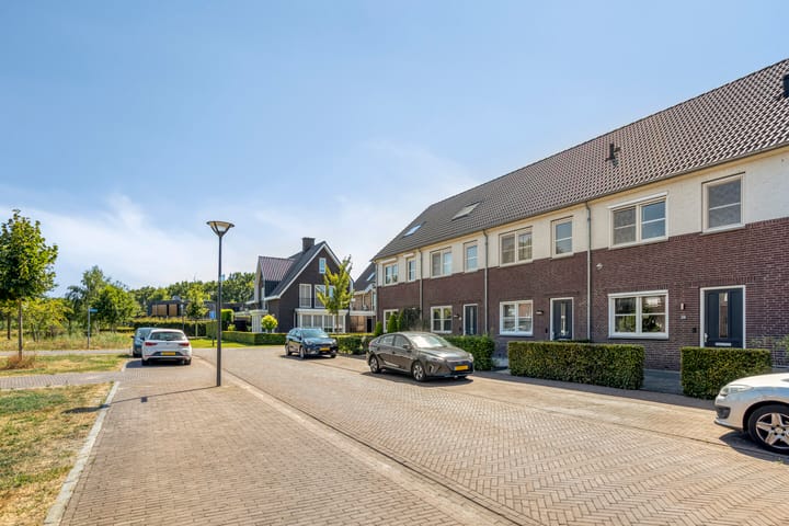 Tussenwoning te koop: Tongelreep 28, Valkenswaard