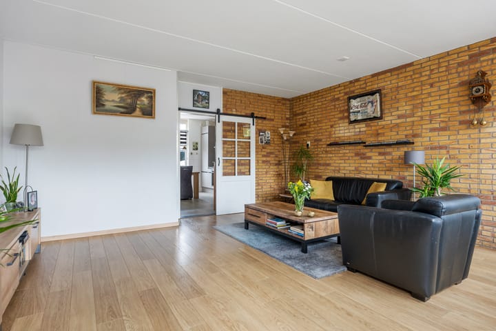 Hoekwoning te koop: Multatuliweg 41, Muntendam
