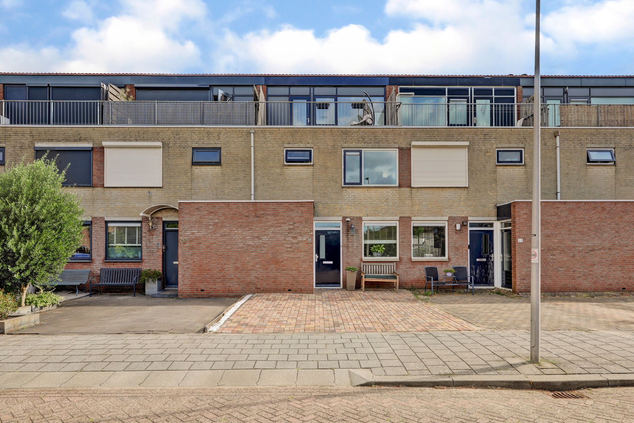 Photo 6 of Vecht 81