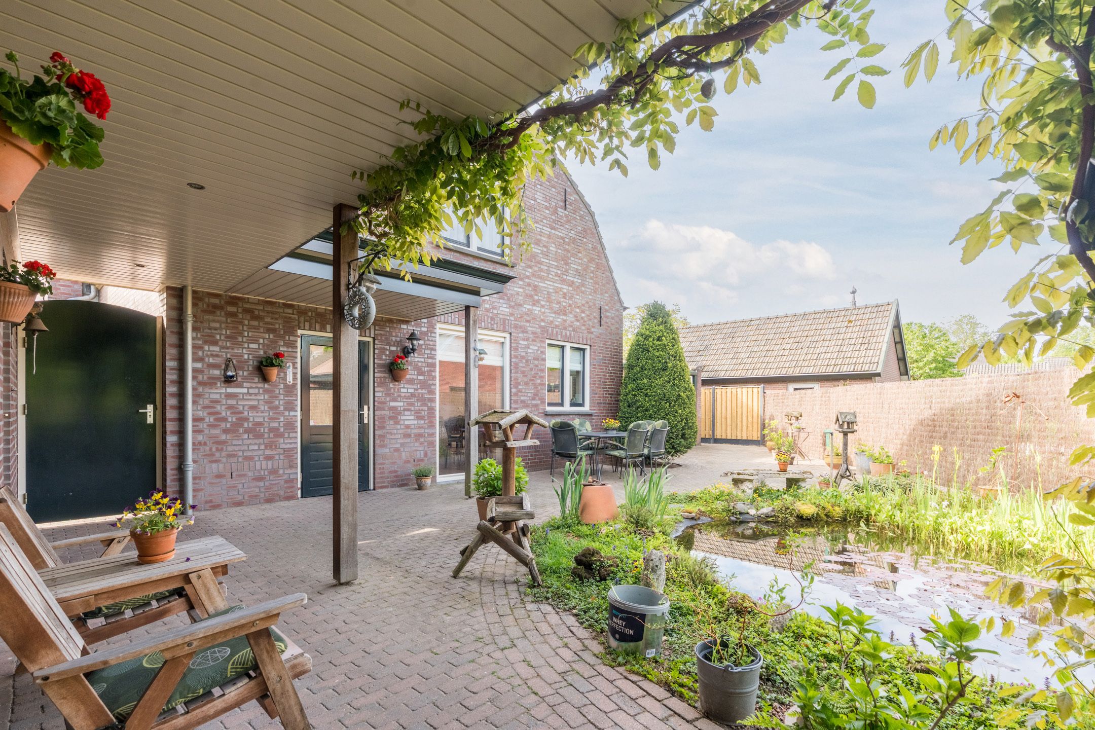 Photo 36 of Dorpstraat 28