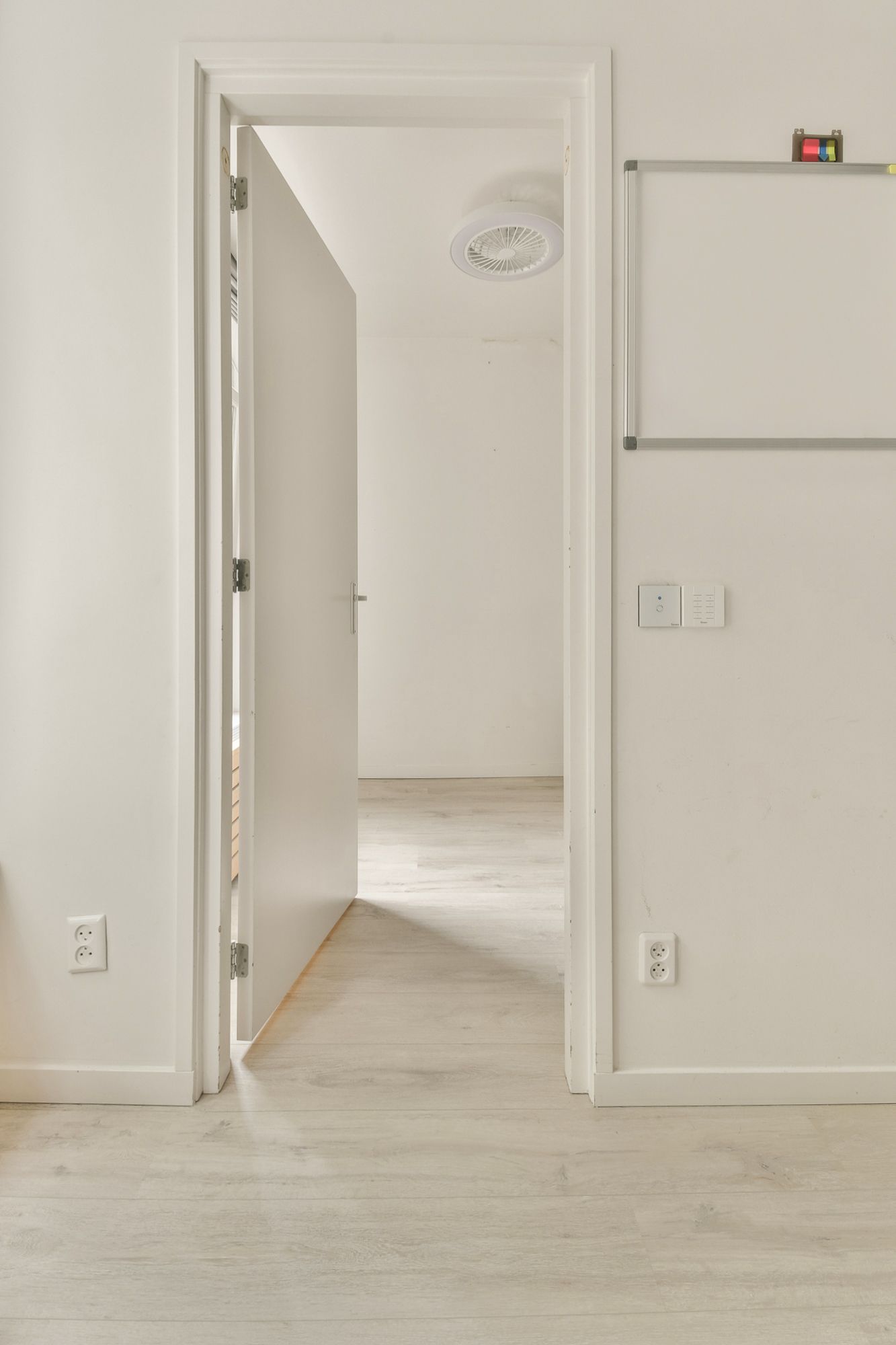Photo 10 of Frans Halsstraat 44-1