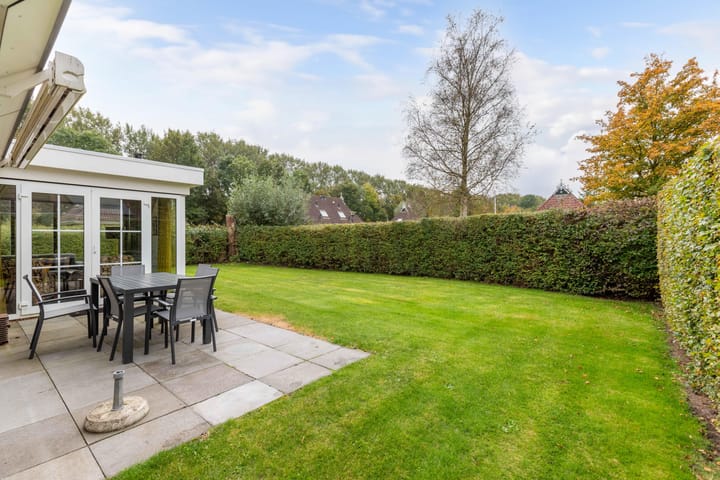Vrijstaande woning te koop: Koaidyk 6-616, Earnewâld