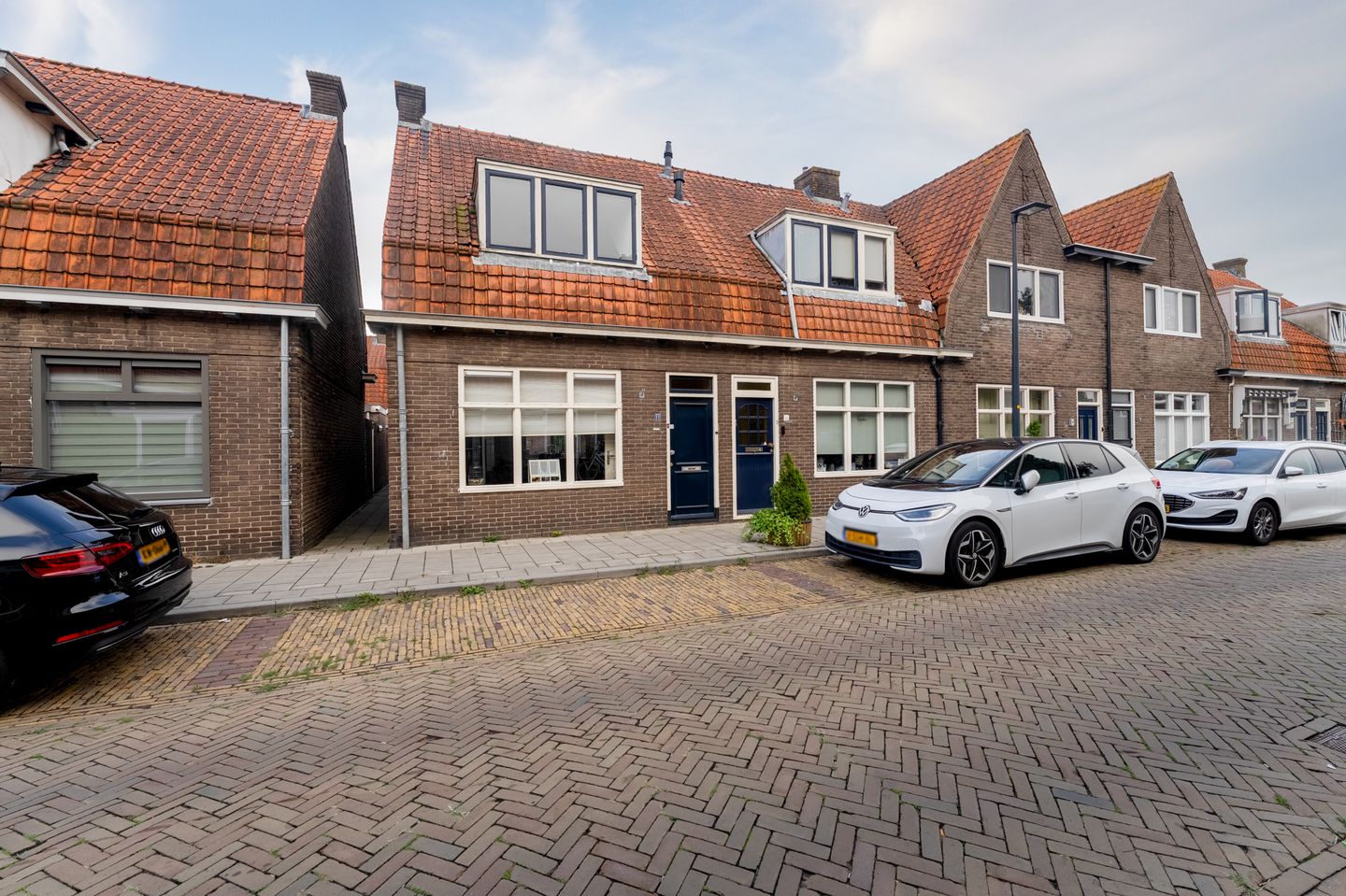 Photo 44 of Sint Jorisstraat 11