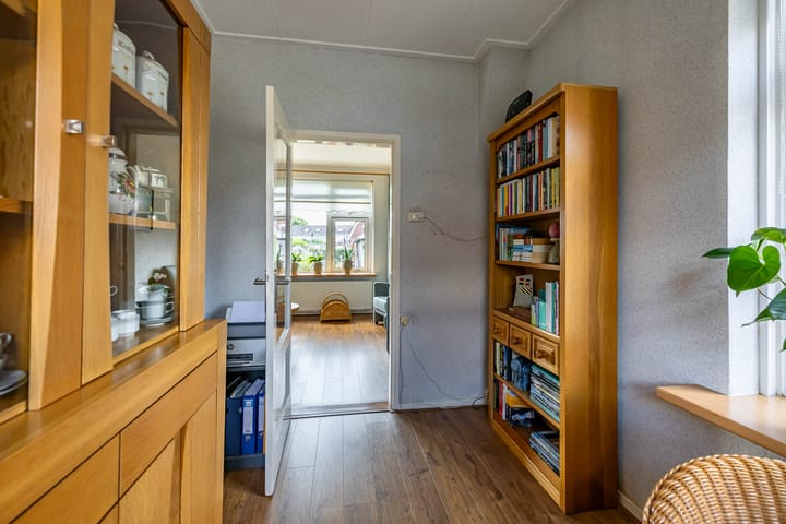 Twee-onder-één-kap te koop: Ridenbergstraat 20, Farmsum