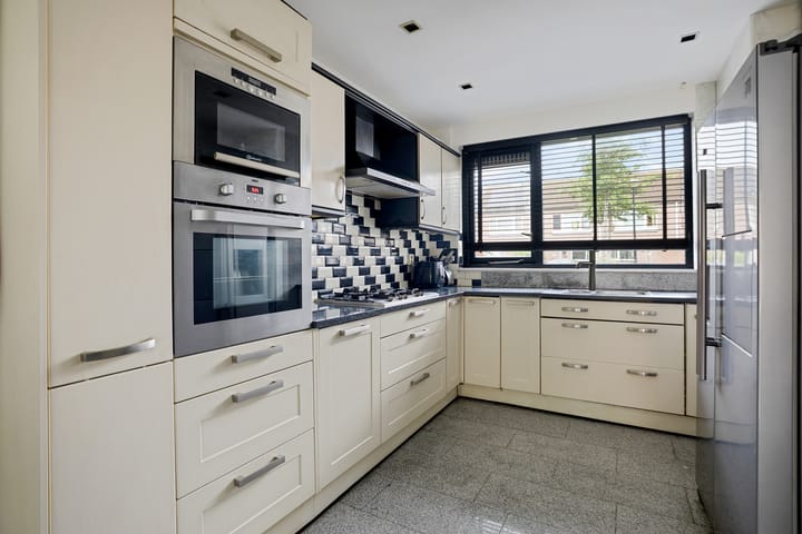 Tussenwoning te koop: Dommel 22, Heerhugowaard