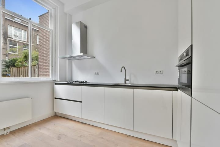 Appartement te huur: Frans van Mierisstraat 77H, Amsterdam