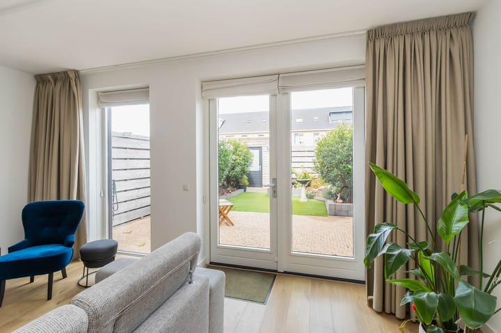Tussenwoning te koop: Kotter 57, Huizen