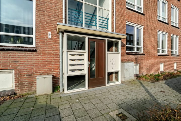 Appartement te koop: Dr. Struyckenstraat 108C, Breda