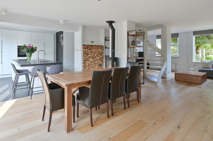 Tussenwoning te koop: Hoepelbuigerslaan 10, Nederhorst Den Berg