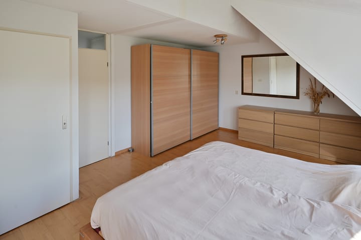 Tussenwoning te koop: Hoepelbuigerslaan 10, Nederhorst Den Berg
