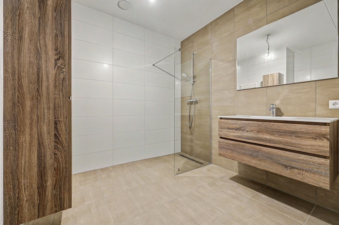 Photo 25 of Elantra: Appartement C (Bouwnr. 15)
