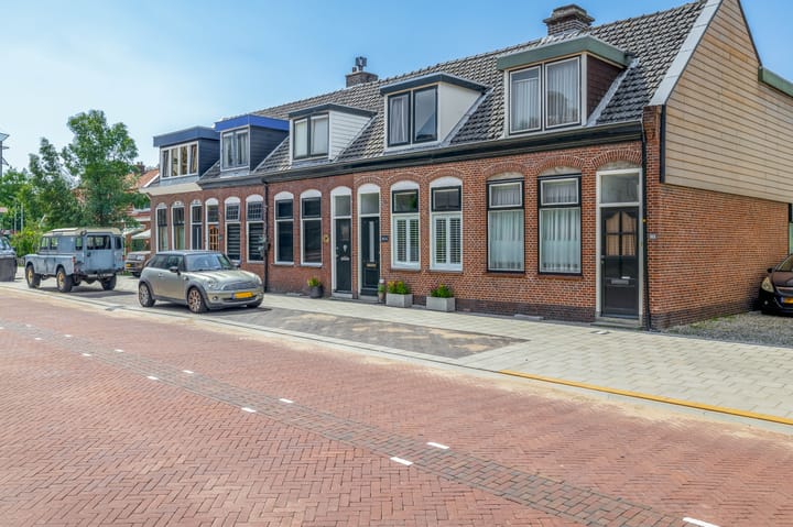 Tussenwoning te koop: Eerste Stationsstraat 165, Zoetermeer