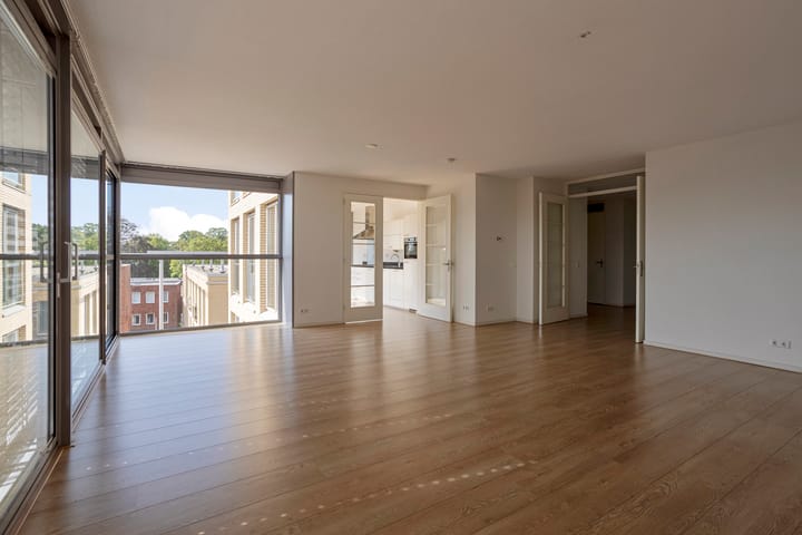 Appartement te koop: Bellevuelaan 137, Haarlem